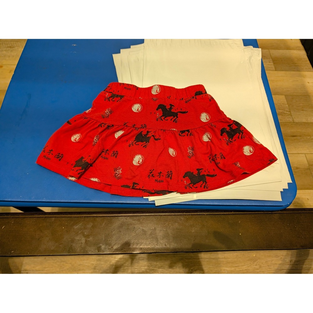 Disney Mulan Girls Red Ruffle Skort Skirt Shorts Size 4/5 XS Horse Print